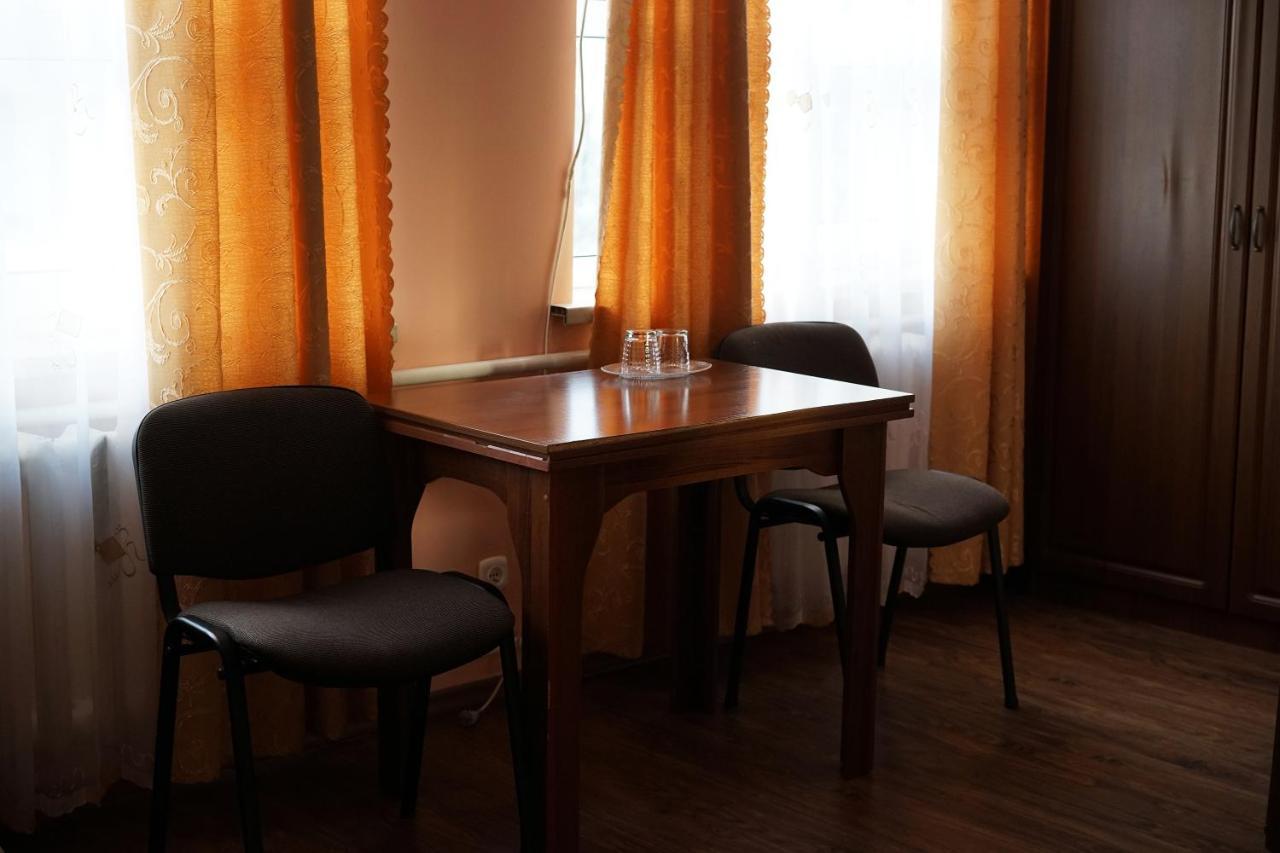 Comfort Hotel Chervonograd Exterior foto